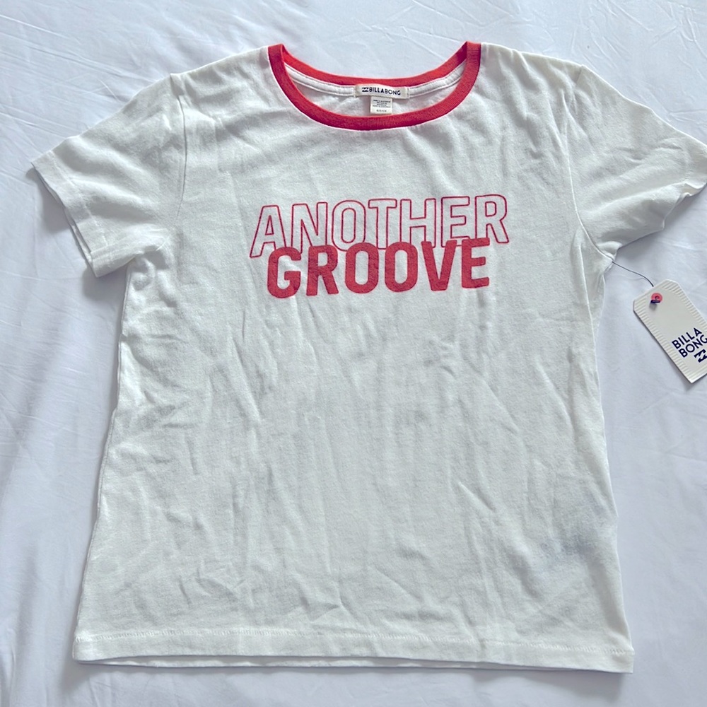 NWT Billabong Time Out Tee